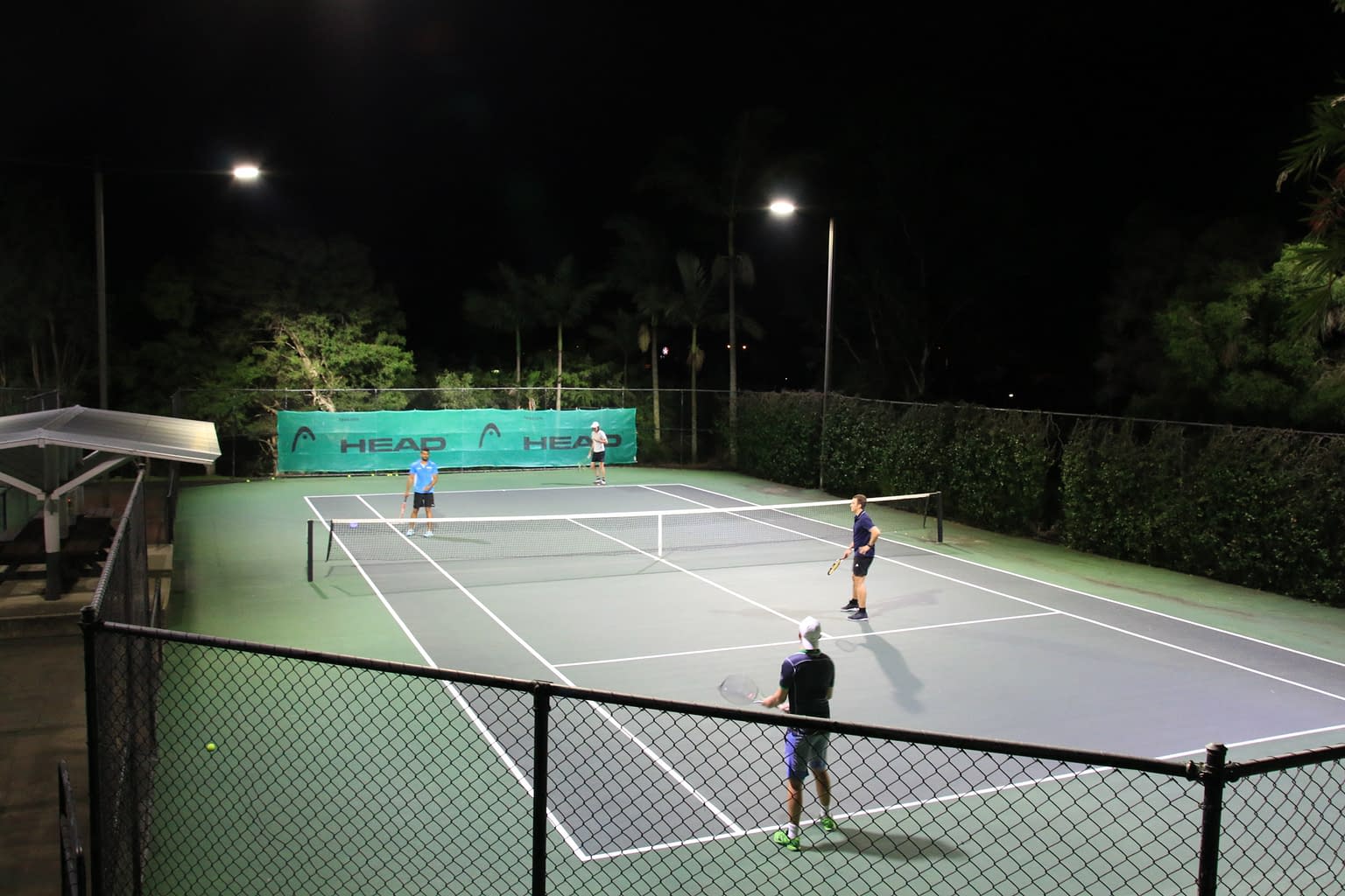 Hill top view of singlecourts at Club Coopers Tennis Centre using Cree Lighting OSQ (B Series)